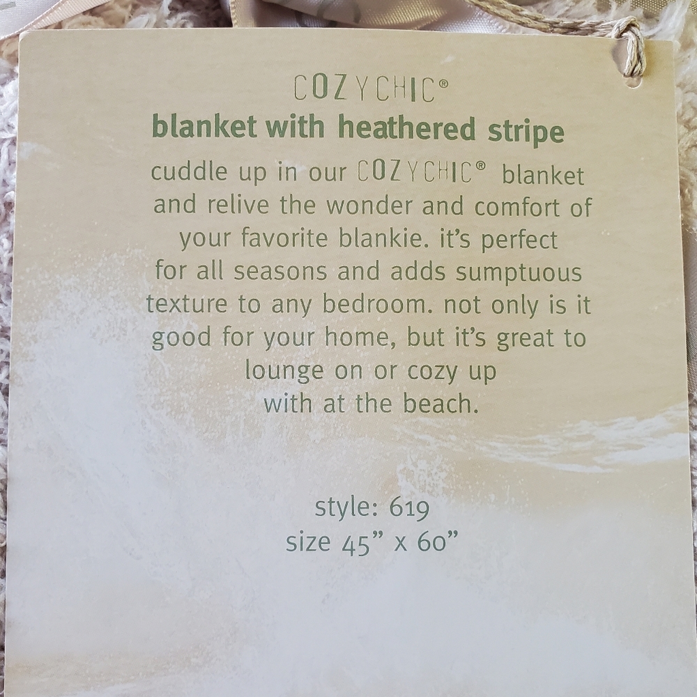 Barefoot Dreams CozyChic Throw Blanket Heathered Stone/Pearl 45" x 60” - Picture 4 of 4